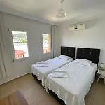 Pinky Apartmanhotel